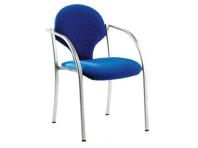 Imagen Silla confidente tapizada con brazos estructura cromada.